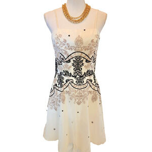 MASQUERADE Womens White Tulle Dress Embellished Silver and Black Party 9/10